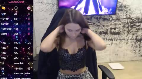 diamr online show from December 2, 5:52 pm