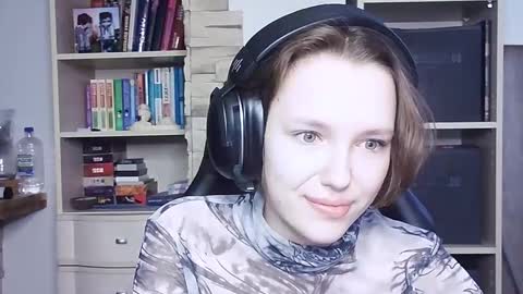 Snapshot of diana_back3 chatting on October 26, 6:19 am diana_back3 online show from October 26, 6:19 am