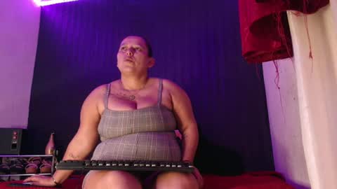 Diana Lozano online show from February 1, 10:05 am