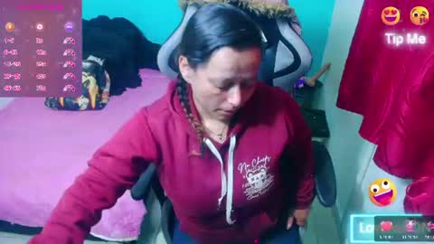Snapshot of diana_lozano chatting on July 1, 9:33 am Diana Lozano online show from July 1, 9:33 am