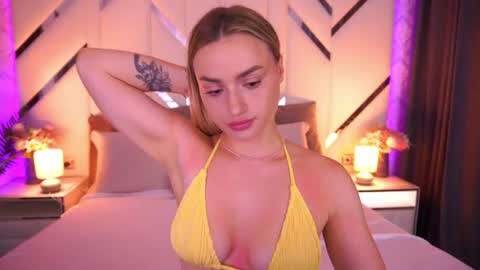 diana_nova online show from June 26, 1:15 pm