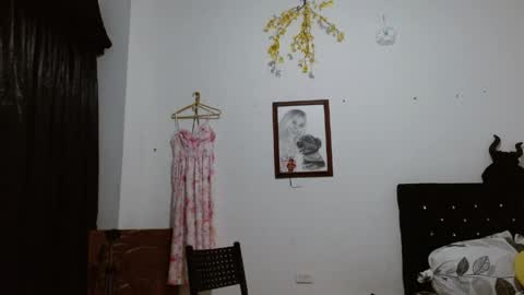 diana_o1 online show from April 29, 2:32 pm
