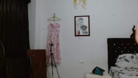 diana_o1 online show from May 7, 1:16 pm