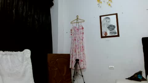 diana_o1 online show from May 28, 1:41 pm