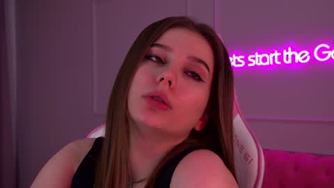 Diana online show from February 2, 5:42 am