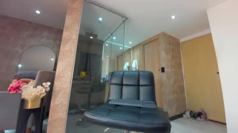 Snapshot of dianac1998 chatting on January 27, 11:11 pm dianac1998 online show from January 27, 11:11 pm