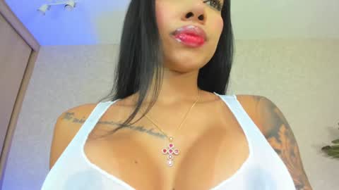 dianac1998 online show from February 10, 4:55 pm