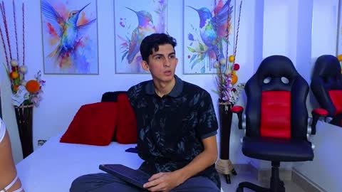 Ana  Leo online show from December 9, 12:08 pm