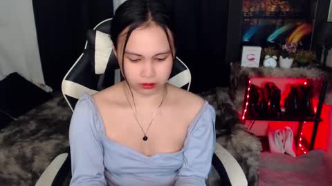 Snapshot of diane_intownx chatting on January 25, 9:47 am Diane online show from January 25, 9:47 am