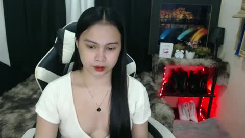 Snapshot of diane_intownx chatting on January 27, 11:54 am Diane online show from January 27, 11:54 am