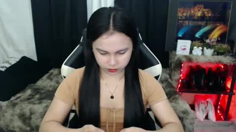 Snapshot of diane_intownx chatting on January 28, 10:56 am Diane online show from January 28, 10:56 am