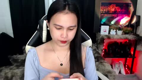 Snapshot of diane_intownx chatting on January 31, 9:59 am Diane online show from January 31, 9:59 am