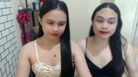 Snapshot of diane_intownx chatting on February 18, 12:49 pm Diane online show from February 18, 12:49 pm