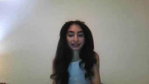 dianneeellla online show from January 17, 3:11 am