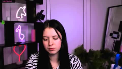 Snapshot of diara_ti chatting on December 16, 7:19 pm diara ti online show from December 16, 7:19 pm