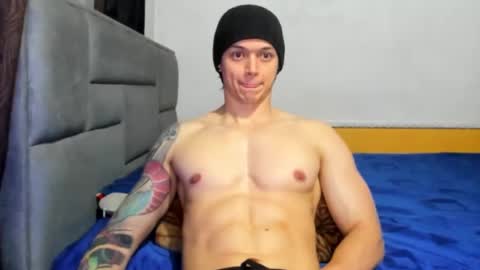 jhon online show from December 7, 11:45 pm