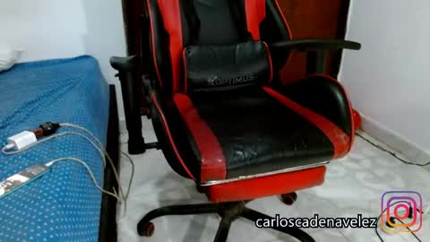 Snapshot of dick_monster23cm chatting on April 26, 10:07 pm dick_monster23cm online show from April 26, 10:07 pm