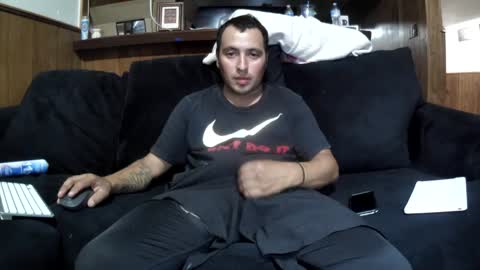 Snapshot of dickemdown93est chatting on September 17, 9:49 pm dickemdown93est online show from September 17, 9:49 pm