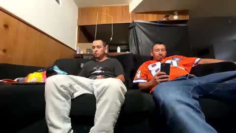 Snapshot of dickemdown93est chatting on October 19, 10:54 pm dickemdown93est online show from October 19, 10:54 pm