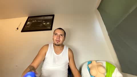 Snapshot of dickemdown93est chatting on October 29, 6:09 pm dickemdown93est online show from October 29, 6:09 pm