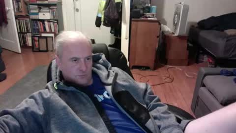 Snapshot of dickflasher5 chatting on January 5, 6:13 am Richard Fleischer online show from January 5, 6:13 am