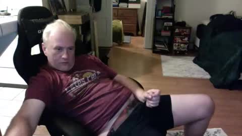 Snapshot of dickflasher5 chatting on October 26, 5:13 am Richard Fleischer online show from October 26, 5:13 am