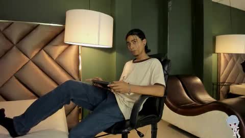 dickie_dicking online show from November 22, 9:14 pm