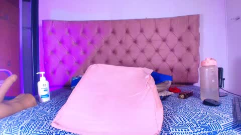 Diane online show from January 31, 8:01 pm