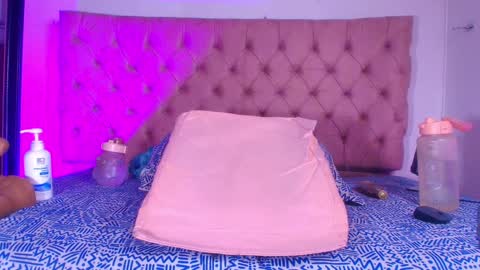 Diane online show from February 7, 7:27 pm