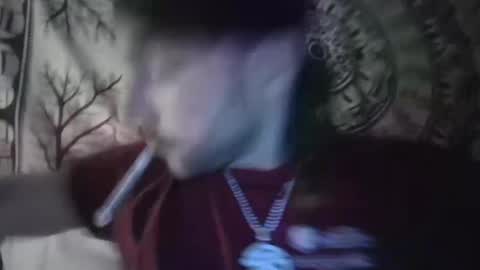 Snapshot of didismurf02 chatting on January 22, 1:10 am didismurf02 online show from January 22, 1:10 am