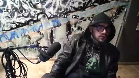 didismurf02 online show from November 28, 4:48 am