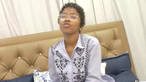 didoelizabeth online show from October 30, 12:50 pm