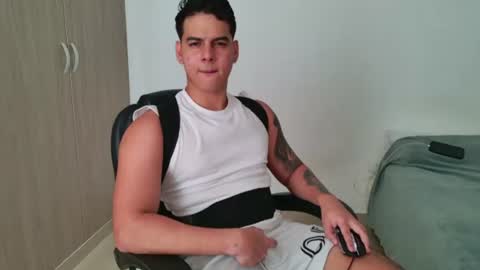 DIEGO CAZAS online show from July 12, 8:00 pm