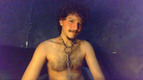 Snapshot of diemond_latinx98 chatting on April 16, 11:29 pm diemond_latinx98 online show from April 16, 11:29 pm