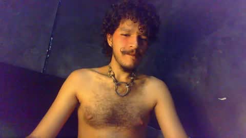 Snapshot of diemond_latinx98 chatting on May 2, 6:51 am diemond_latinx98 online show from May 2, 6:51 am