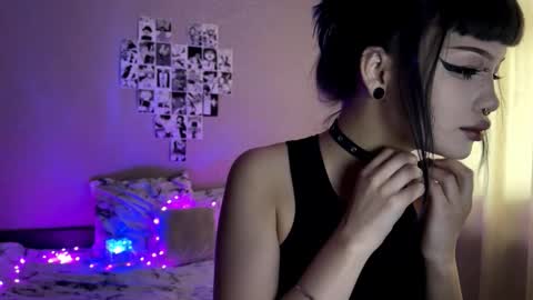 Snapshot of dieonisia chatting on January 14, 6:41 am HEY CALL ME SIAALWAYS HAPPY TO PLAY WITH YOU IN PRIVATE online show from January 14, 6:41 am