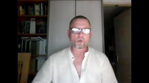 dierenfeld online show from December 7, 1:58 am