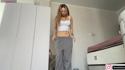 Snapshot of diffgirls chatting on September 12, 9:20 am Tanya online show from September 12, 9:20 am