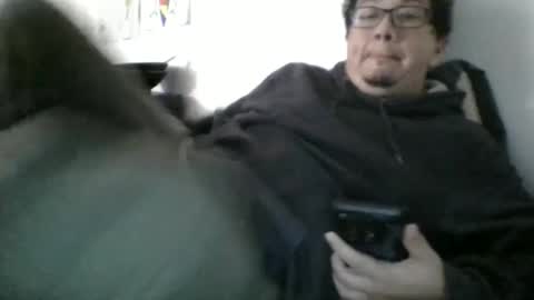 Snapshot of digb_bastard chatting on December 1, 10:21 pm digb_bastard online show from December 1, 10:21 pm