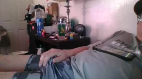 Snapshot of digb_bastard chatting on February 11, 5:56 am digb_bastard online show from February 11, 5:56 am