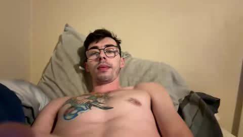 Snapshot of digbickjay42099 chatting on March 26, 6:30 am digbickjay42099 online show from March 26, 6:30 am