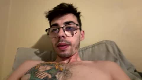 Snapshot of digbickjay42099 chatting on March 28, 8:36 am digbickjay42099 online show from March 28, 8:36 am