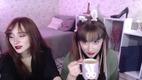 Hi im Alice 3 Im usualy online 03-10 or 17-21 UTC0 online show from January 8, 10:45 pm