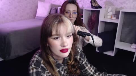 Hi im Alice 3 Im usualy online 03-10 or 17-21 UTC0 online show from January 14, 6:30 am