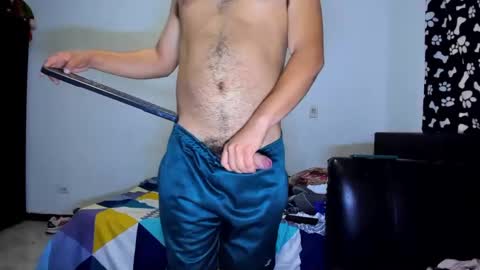 Snapshot of diiego_xxx chatting on October 7, 12:57 pm diiego_xxx online show from October 7, 12:57 pm