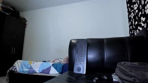 Snapshot of diiego_xxx chatting on October 18, 3:02 pm diiego_xxx online show from October 18, 3:02 pm