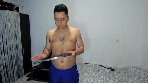 diiego_xxx online show from May 7, 8:42 am
