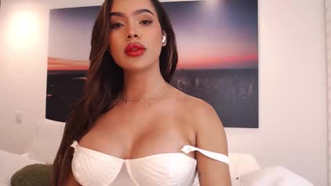 Diiione online show from March 12, 1:34 am