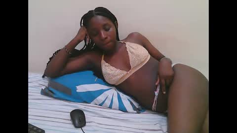 Dijah online show from December 3, 9:57 pm