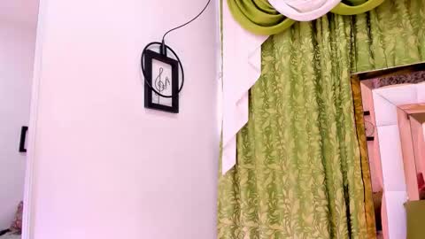 dilan_scootk_ online show from December 14, 11:26 am